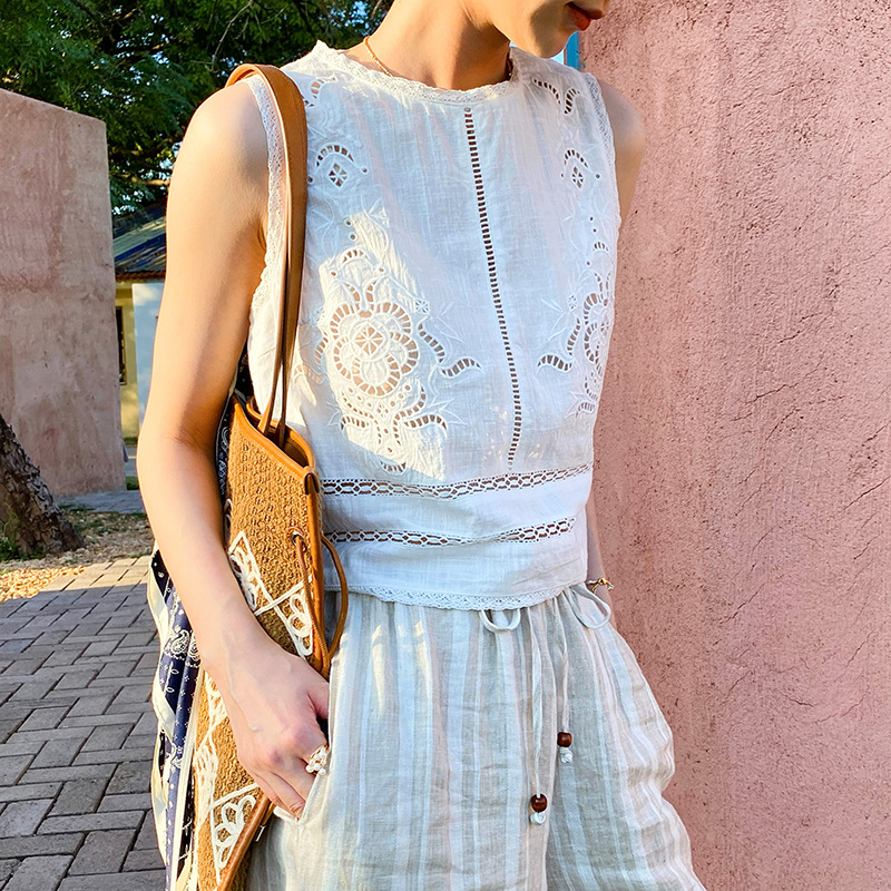 フランスのデザイナーによるボヘミアンスタイルの白いコットンア - Embroidery Cotton Shirt のレビューと価格